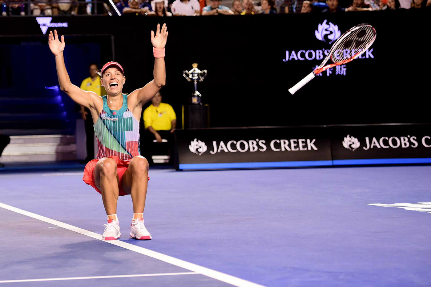 Angelique Kerber festeggia il titolo agli Australian Open 2016